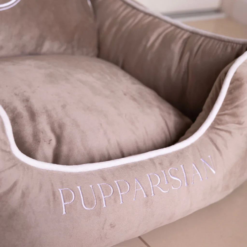 Hundebett aus Samt – Beige